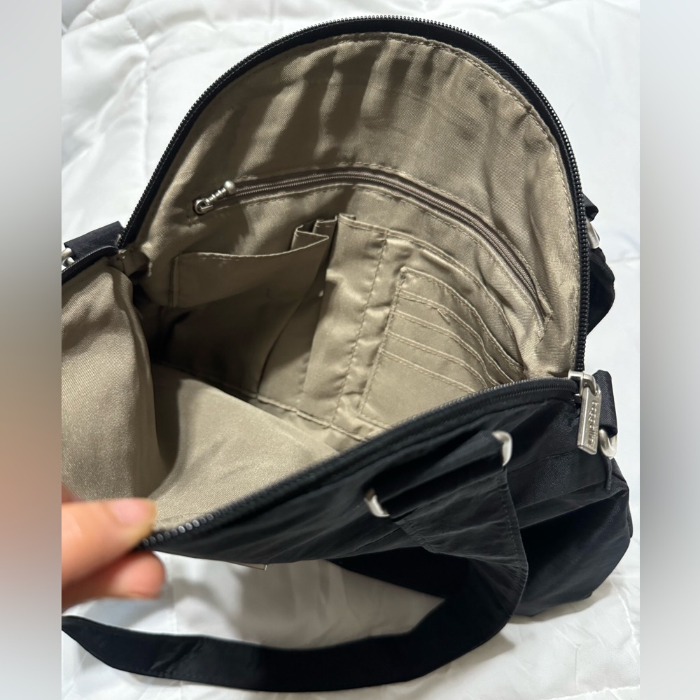 Baggallini Purse - Picture 8 of 10